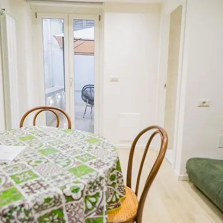 Apartment P&p In Centro